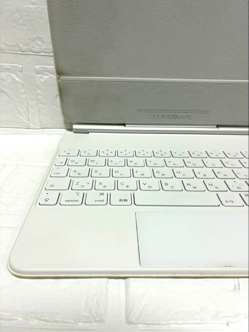 Magic Keyboard iPad Pro 11インチ 純正品　ホワイト