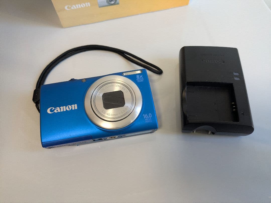 Canon 16.0MP 青色カメラ 8倍ズーム