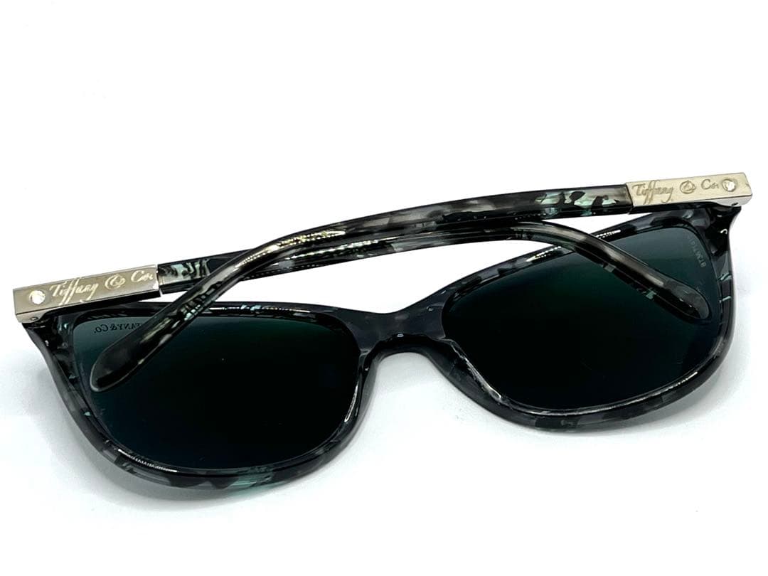h711 ティファニー　ダイヤモンド付き　サングラスTF4051-B ダイヤ