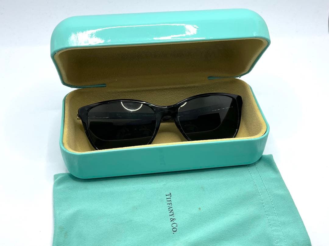 h711 ティファニー　ダイヤモンド付き　サングラスTF4051-B ダイヤ