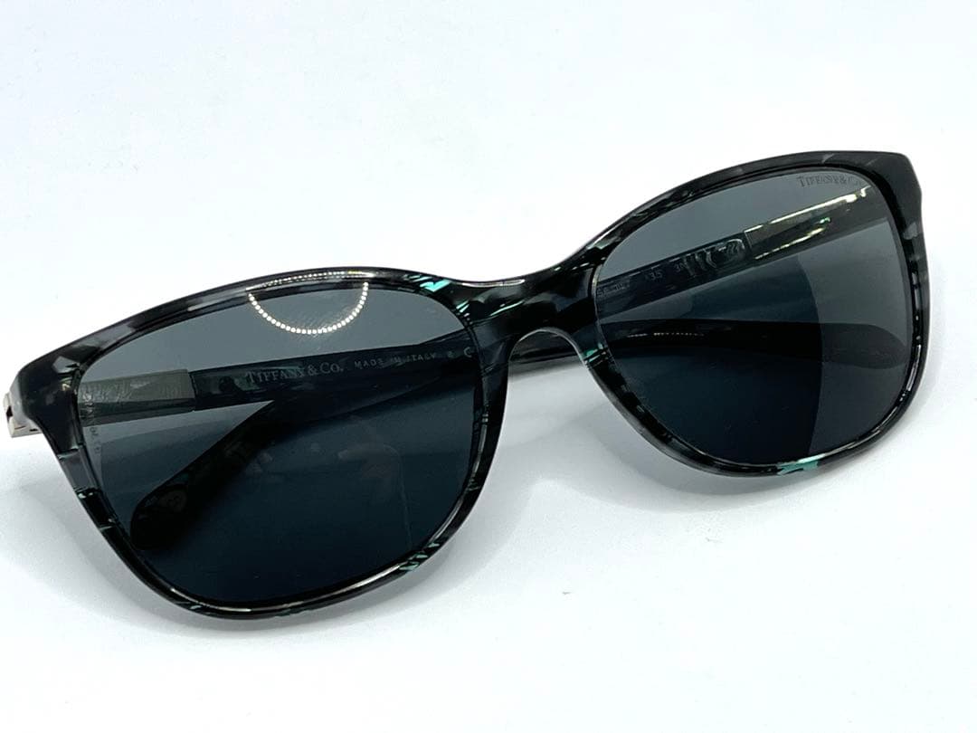 h711 ティファニー　ダイヤモンド付き　サングラスTF4051-B ダイヤ