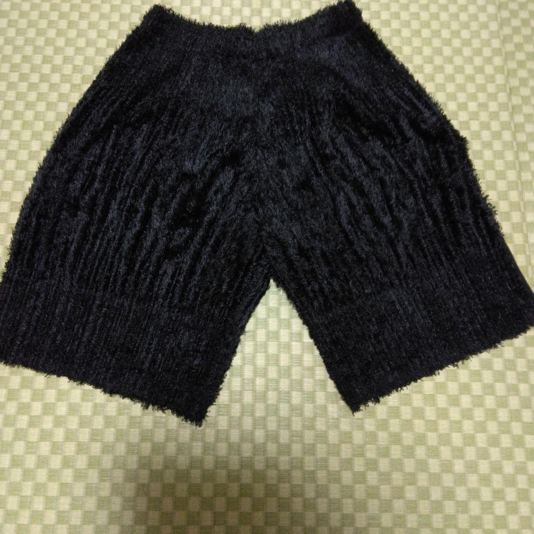 イッセイミヤケ　黒ハーフパンツ訳あり