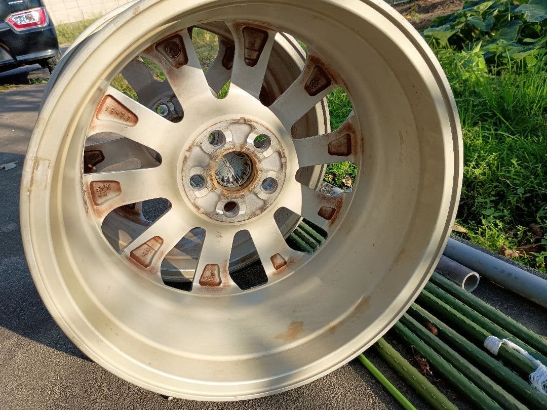 トヨタ 16インチ カローラツーリング純正ホイール