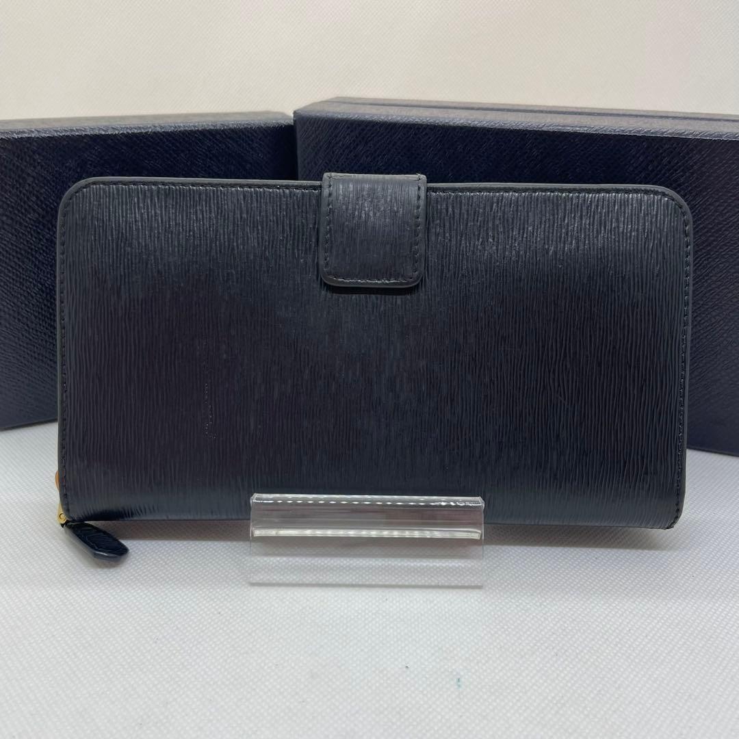 【美品】プラダ 長財布 ラウンドファスナー サフィアーノレザー 小銭入れ付き 黒