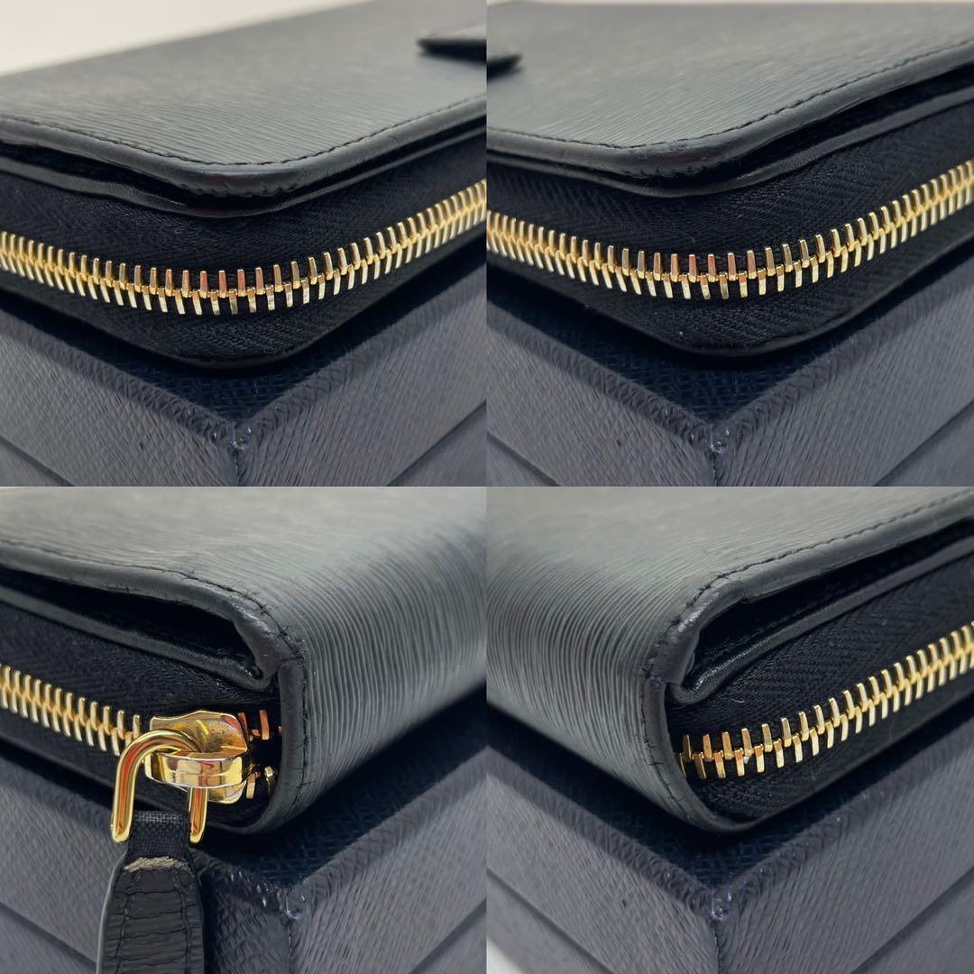 【美品】プラダ 長財布 ラウンドファスナー サフィアーノレザー 小銭入れ付き 黒