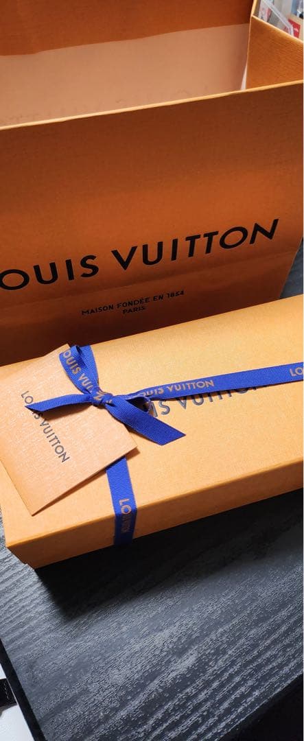 本物保証　ホライゾン イヤホン ゴールドLouis Vuitton