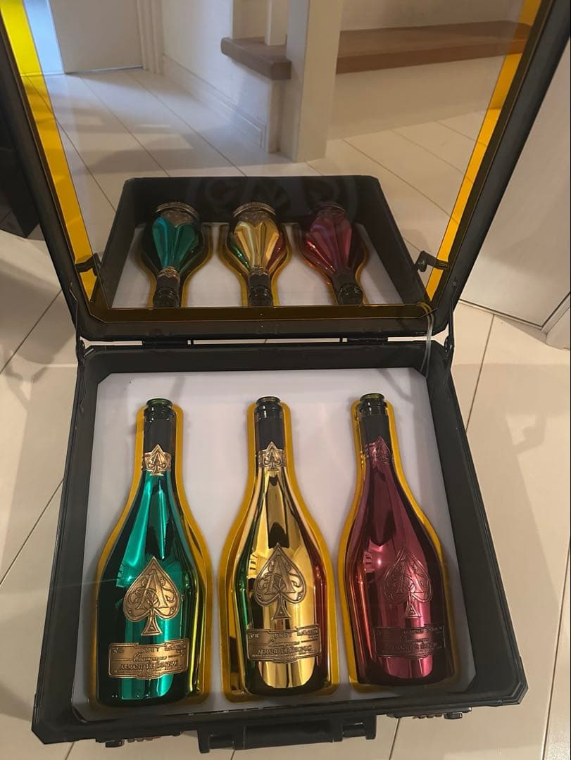 アルマンド信号機ケース　空き瓶付き