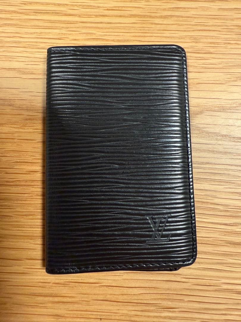 LOUIS VUITTON エピ　ブラック 名刺入れ