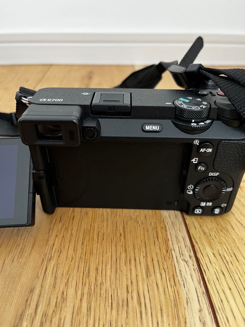 SONY a6700 ミラーレス一眼　美品