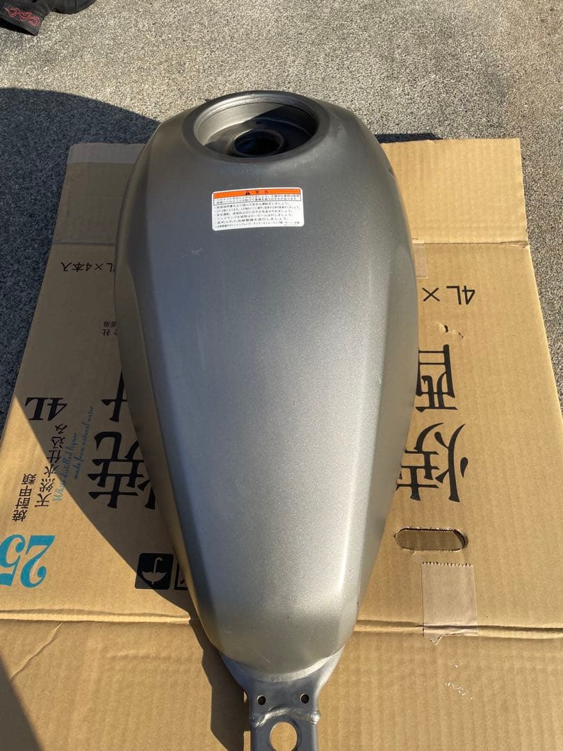 レブル250　純正タンク