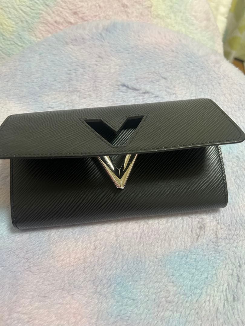 LOUIS VUITTON エピレザー ブラック 長財布