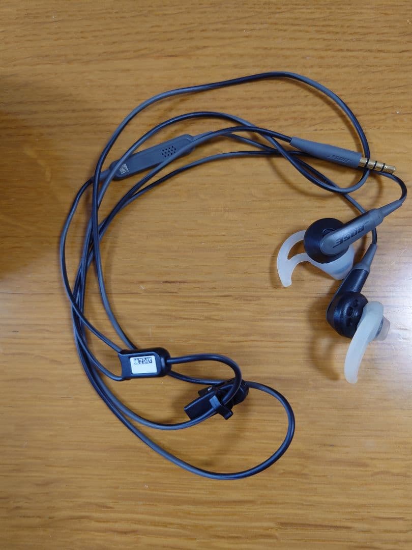 Bose SoundSport in-ear headphones ケース付き