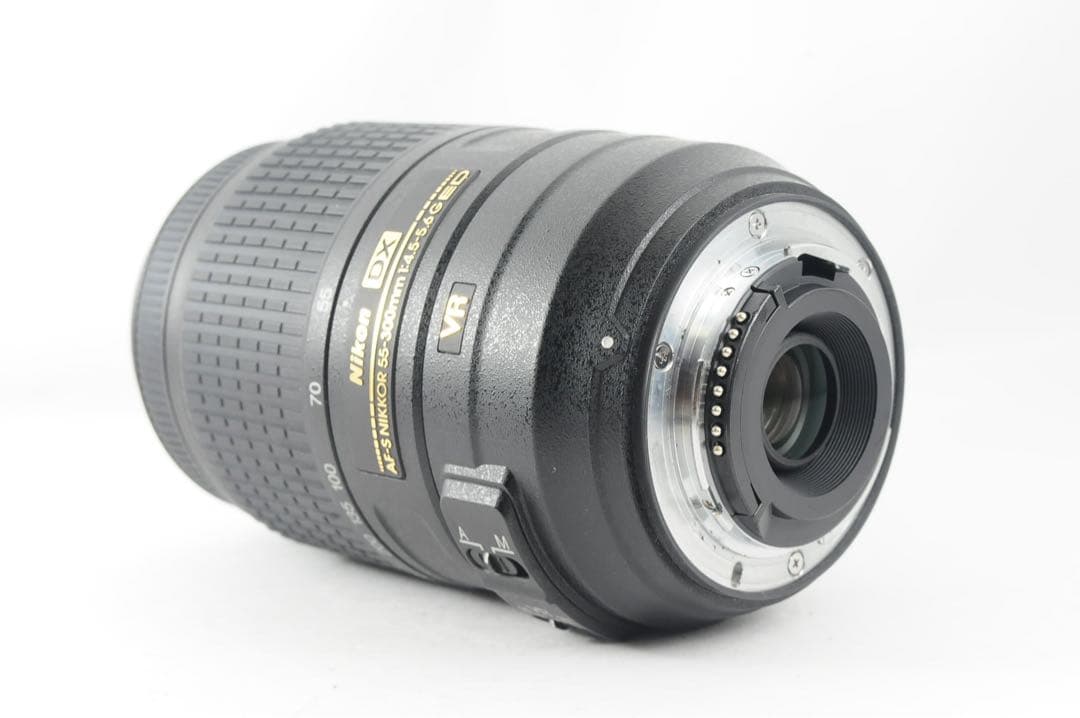 ❤️おでかけに❤️手ぶれ補正❤️Nikon AF-S 55-300mm VR