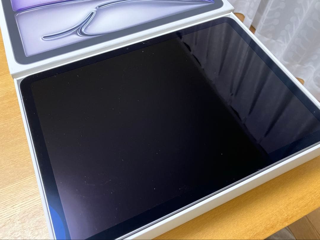 ほぼ新品 iPad Air M2 11インチ 128GB Wi-Fi 保証残あり