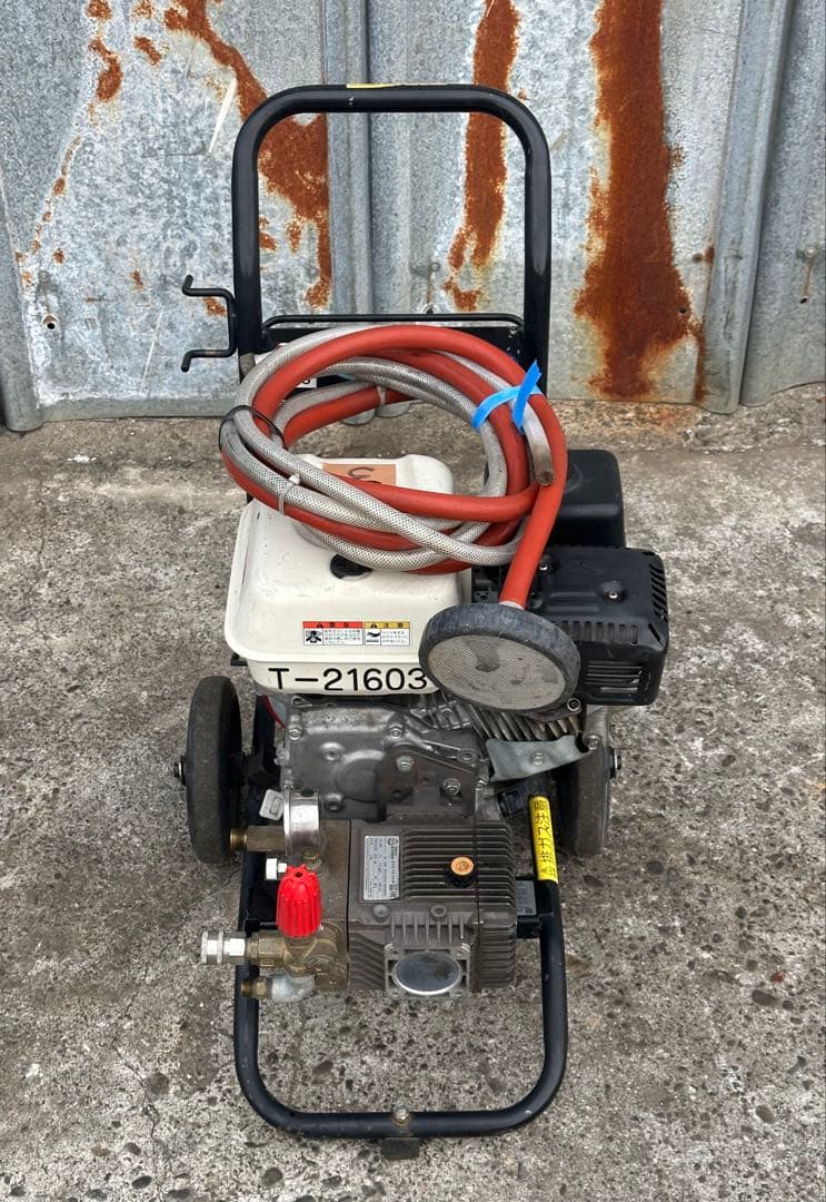 3. スーパー工業 エンジン式高圧洗浄機 SEC-1310 本体 & 給水ホース