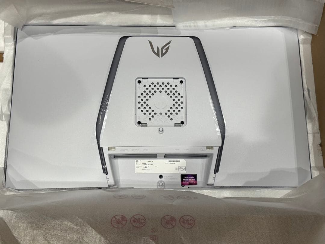 LG UltraGear 32GS95UV 32インチ 4K UHD