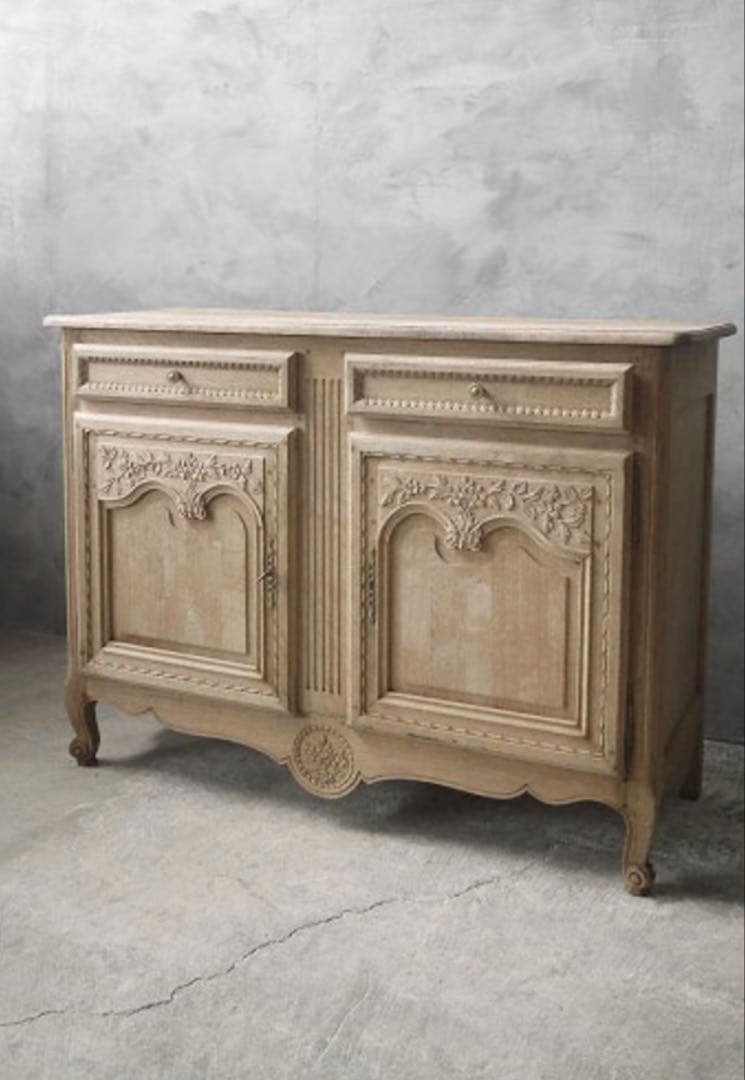 【アンティークキャビネット 】