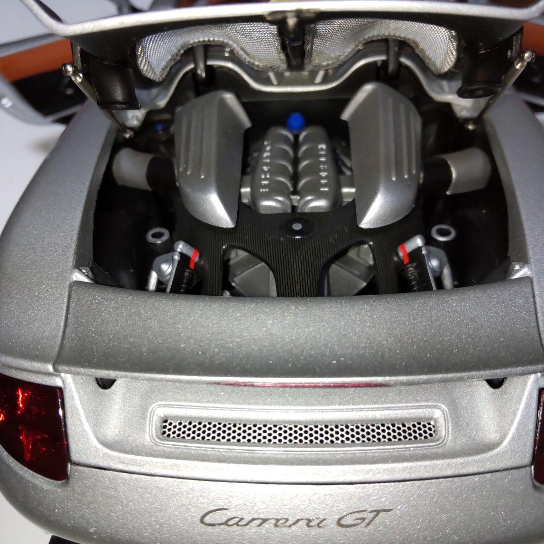 ポルシェ カレラ GT シルバー 1/18 オートアート