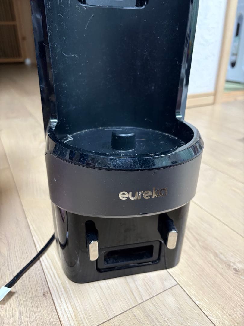 eureka ロボット掃除機 本体
