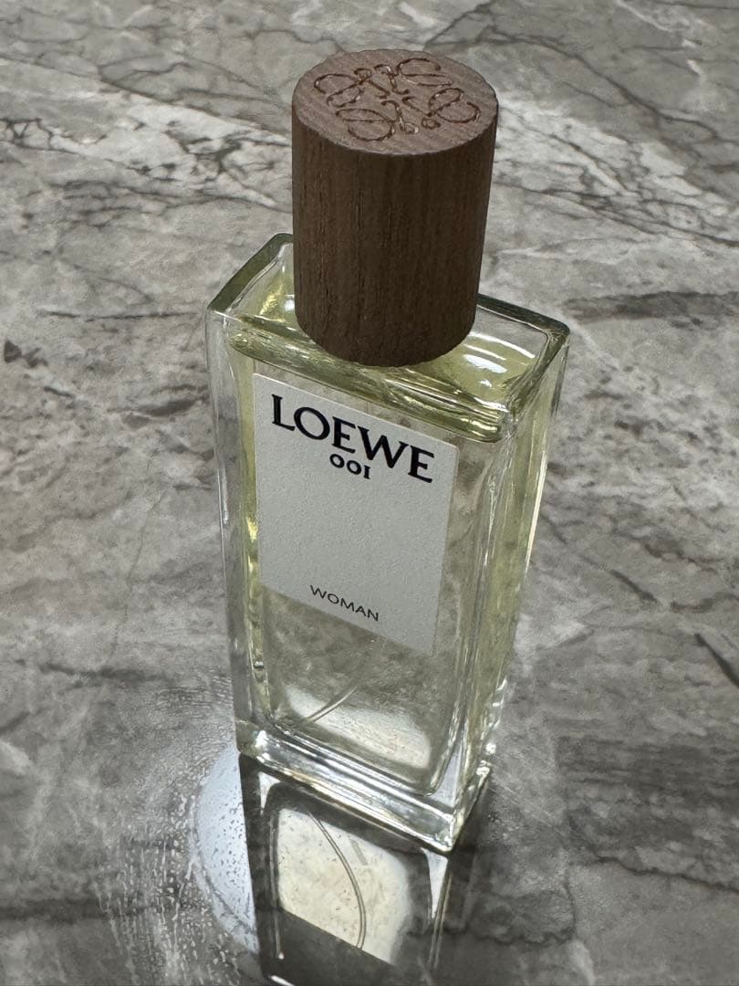 香水(ユニセックス) LOEWE 001 WOMAN 50ml