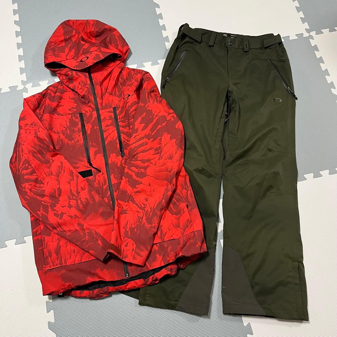 オークリー　スキーウェア　上下セット　Lサイズ