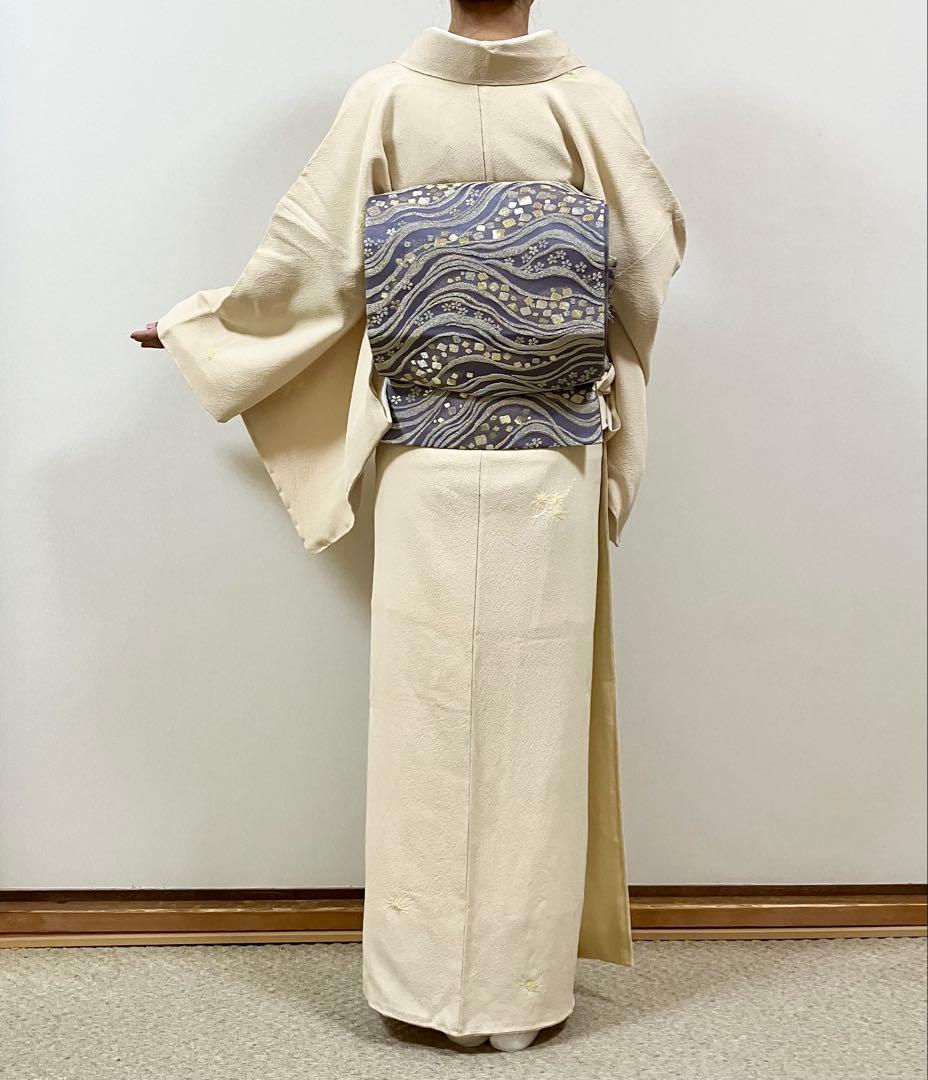 【未使用】裄丈66.5 身丈161 正絹 飛び柄小紋 パールトーン加工