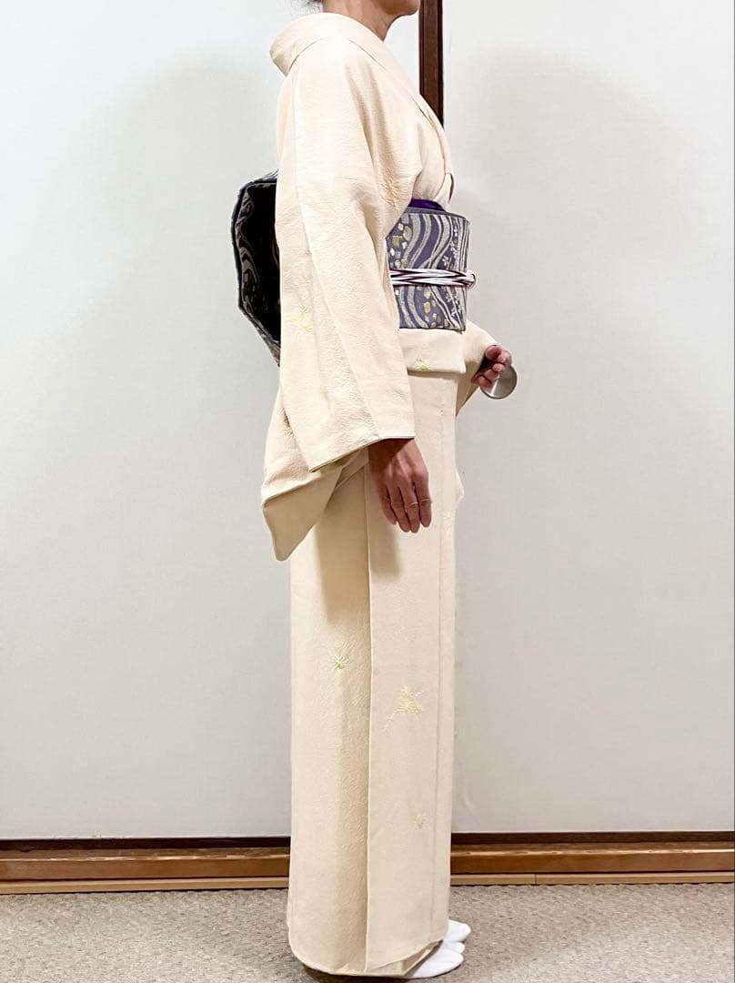 【未使用】裄丈66.5 身丈161 正絹 飛び柄小紋 パールトーン加工