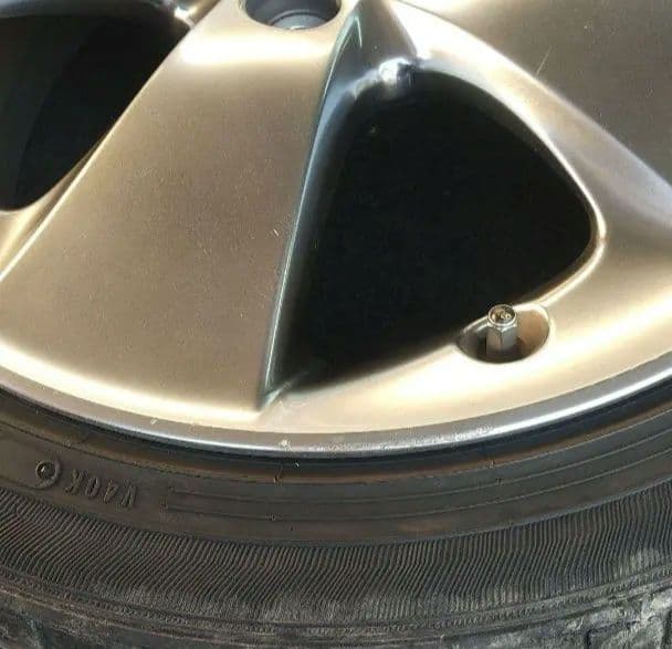 近隣で取りに来れる方限定！　30プリウス　純正マイコーデホイールセット4本