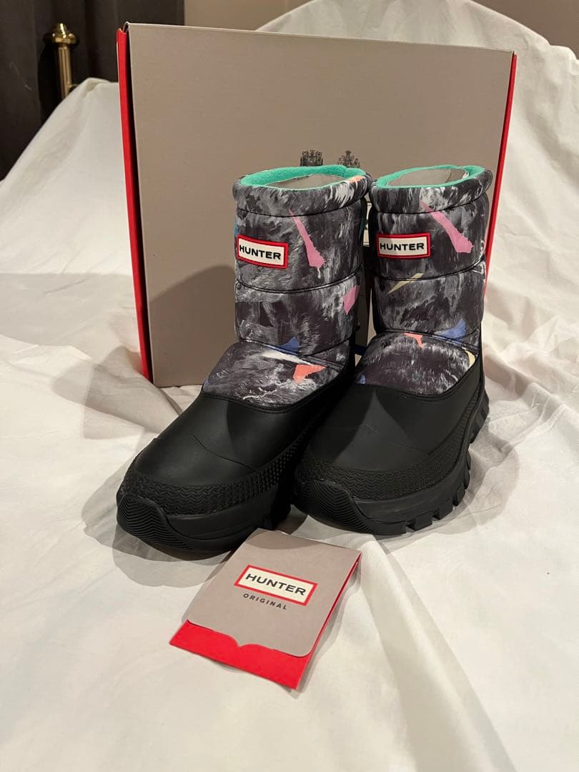 新品未使用【HUNTER】メンズ新品タグ付　箱付　スノーブーツ (26cm)