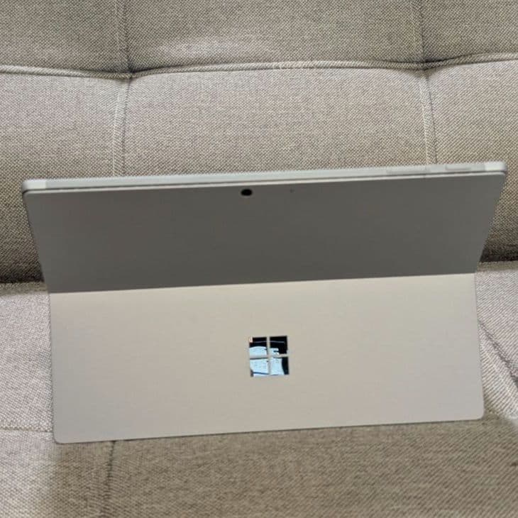 Surface Pro 7 i5 8GB 256GBタイプカバー・電源ケーブル