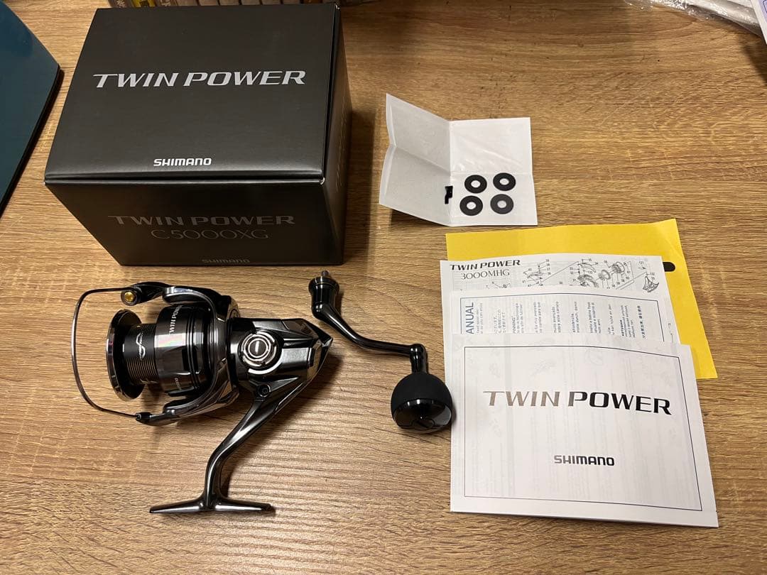ほぼ未使用SHIMANOシマノ　TWIN POWER ツインパワーC5000XG