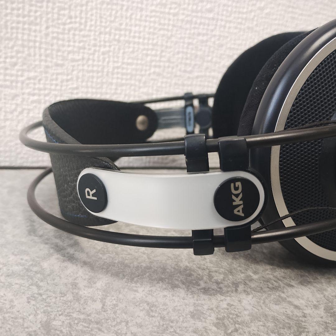 AKG K702 です。
