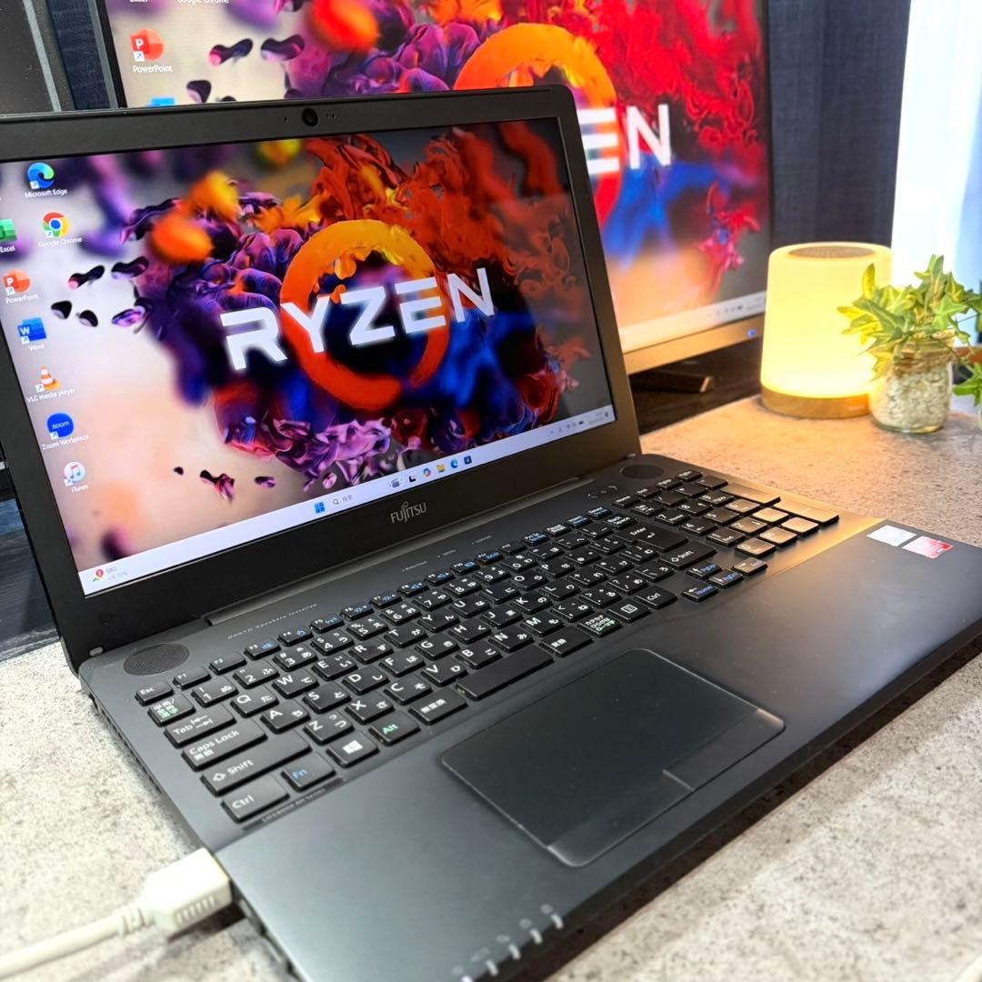富士通 ノートPC Ryzen3 20GB 新品SSD512 DVD 超高速起動