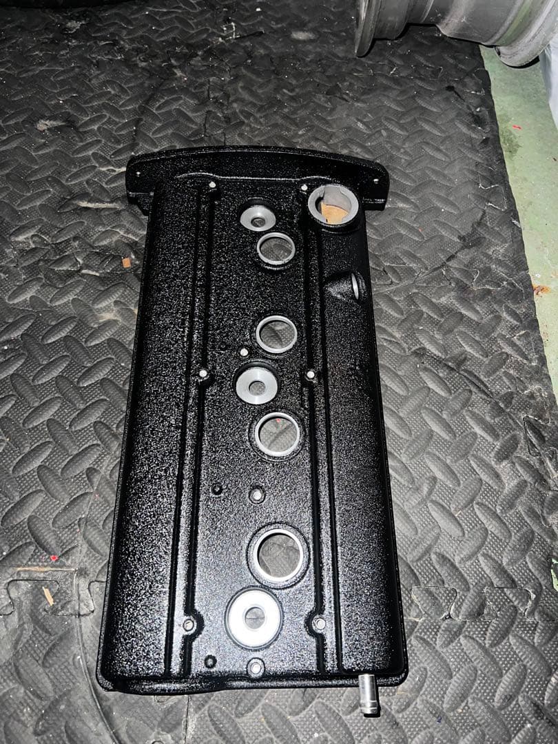 風*戸様 ae111 カムカバー　ヘッドカバー