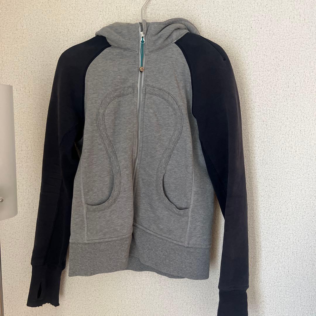 6Lululemon フルジップパーカー グレー/ネイビー