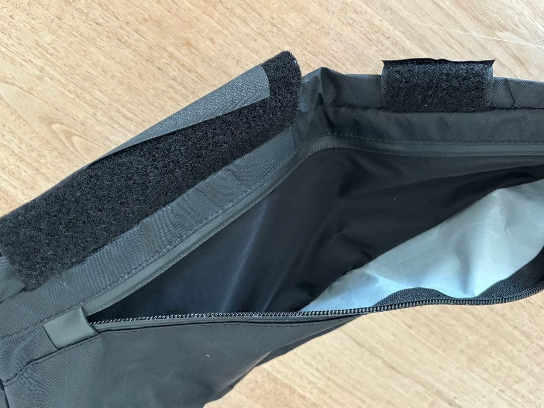 FAIRWEATHER フェアウェザー half frame bag