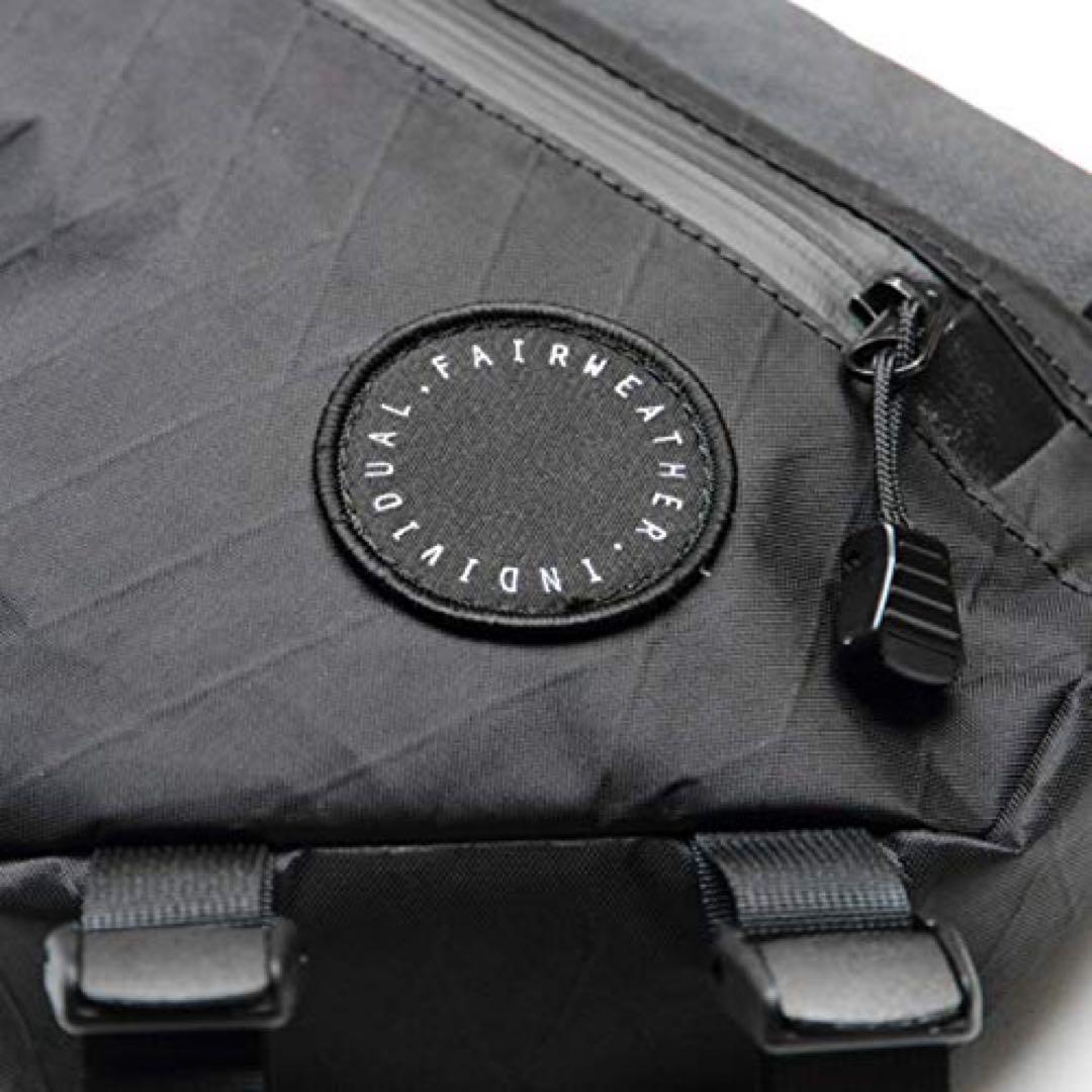 FAIRWEATHER フェアウェザー half frame bag