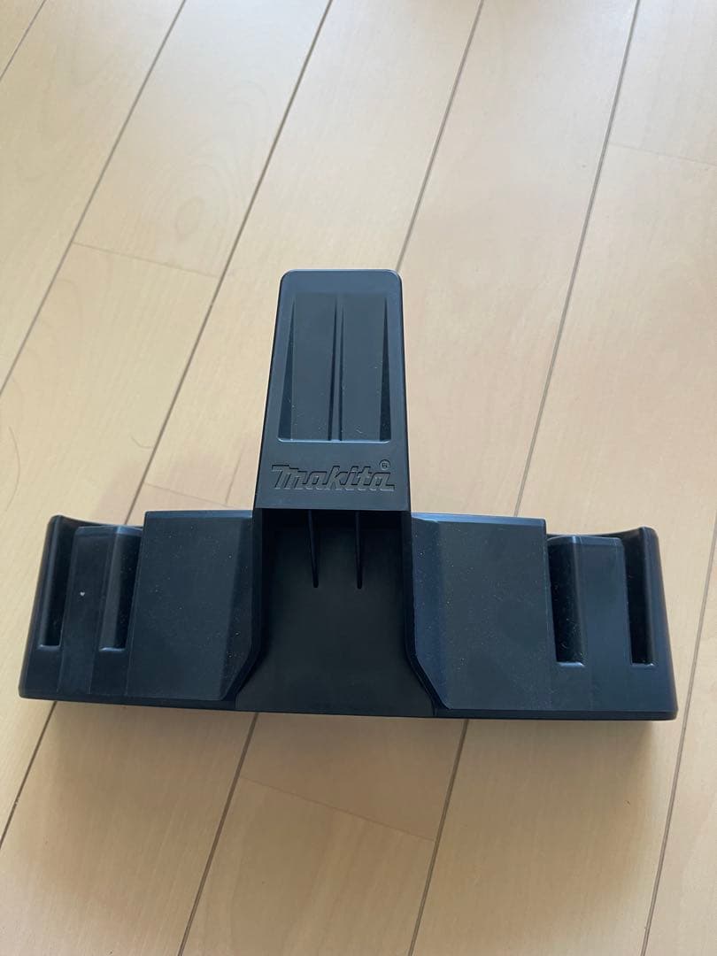 マキタ　充電式集じん機　 VC001GZ バッテリー 無し