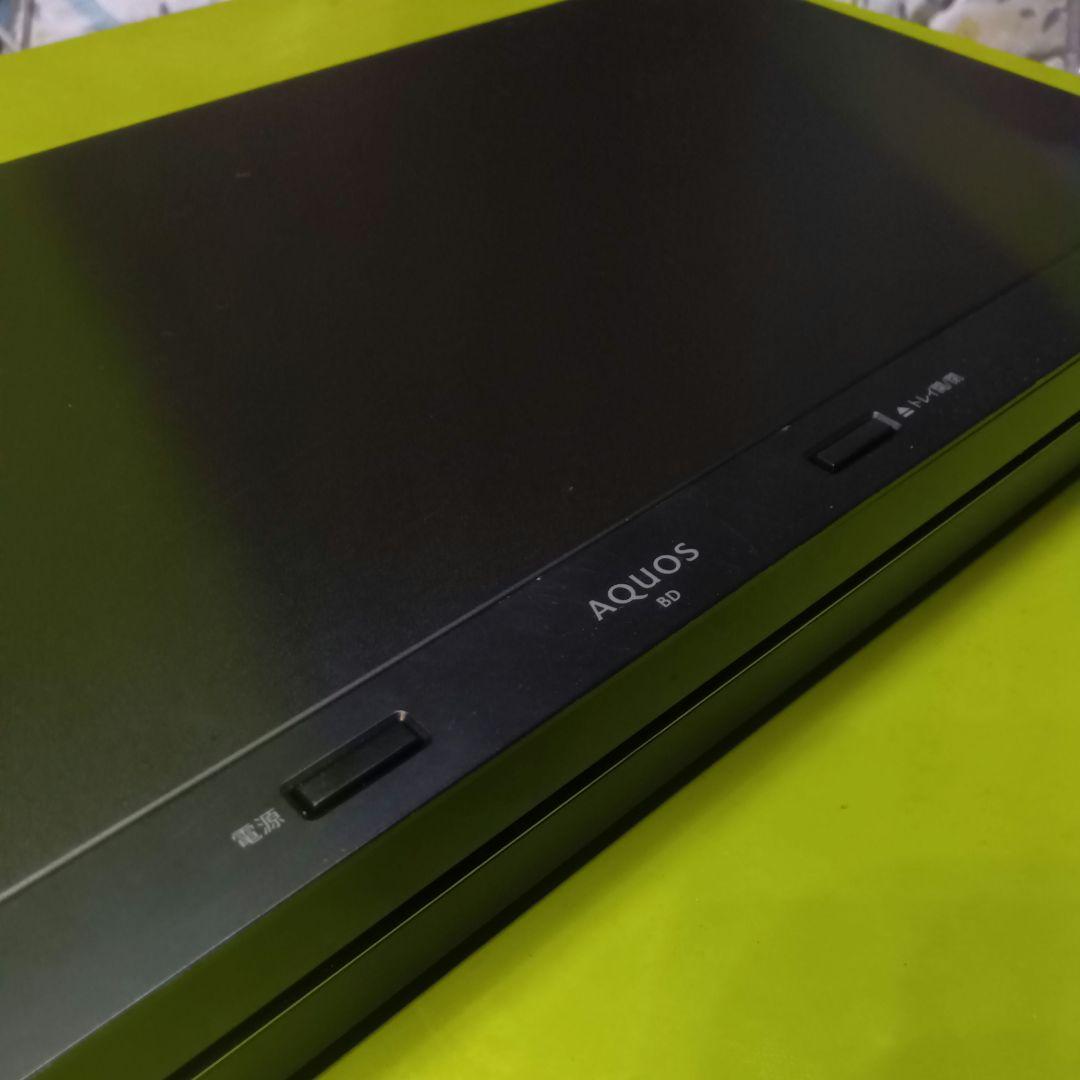 SHARP AQUOSブルーレイ　BD-NW1200 本体使用時間少3