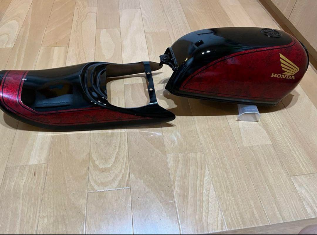 エイプ外装セットz2仕様 アルミ塗装 赤黒 テールランプ付き