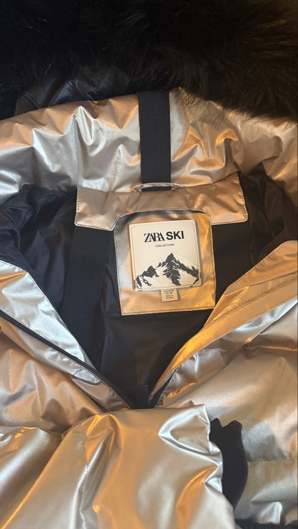 ZARA 耐水・防風 RECCO®テクノロジー ダウンジャケット