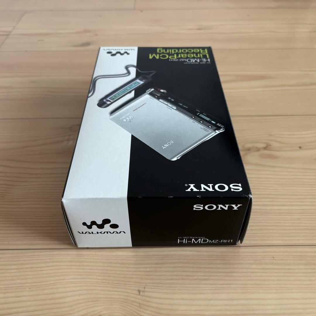 【付属品完品】SONY ソニー Hi-MD ウォークマン MZ-RH1　シルバー