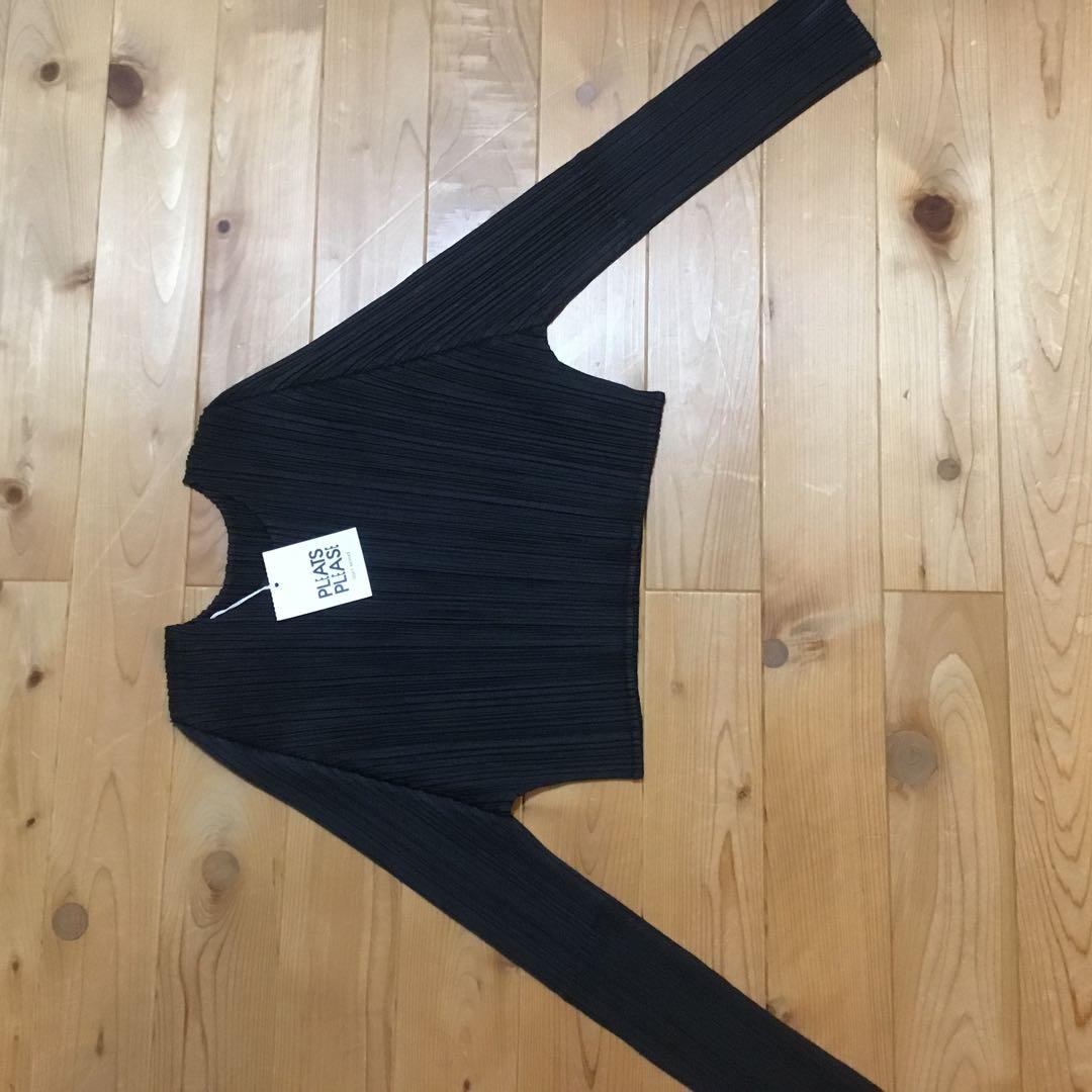 PLATS PLEASE ブラック長袖トップス