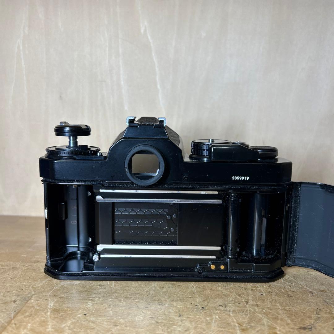 Nikon FE2 ブラックボディー　完動極美品