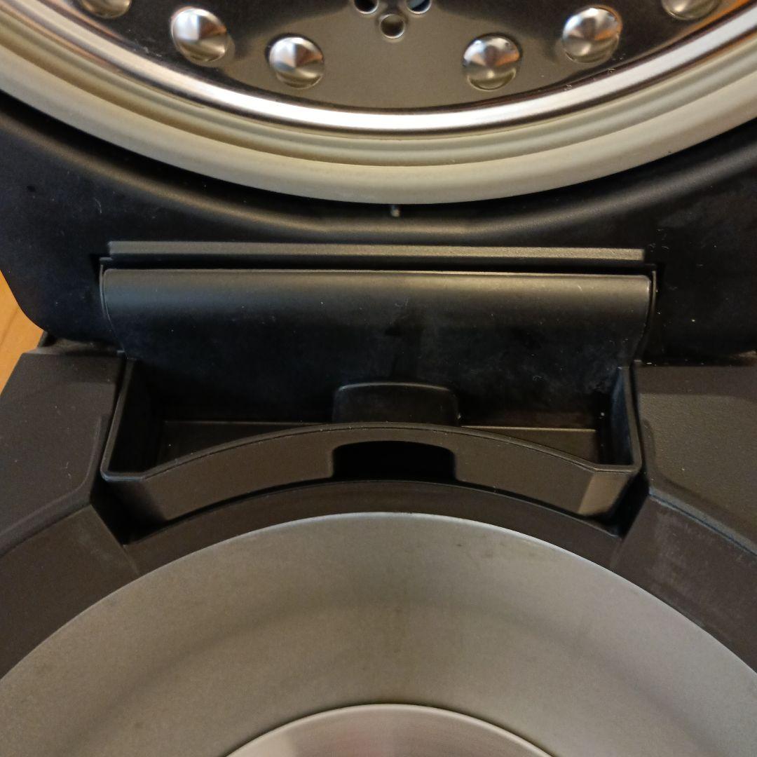 SHARP シャープ ヘルシオ ホットクック 2.4L KN-HW24G-W