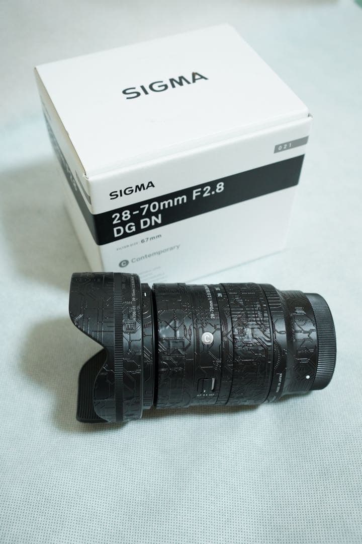 SIGMA 28-70mm F2.8 DG DN ズームレンズ