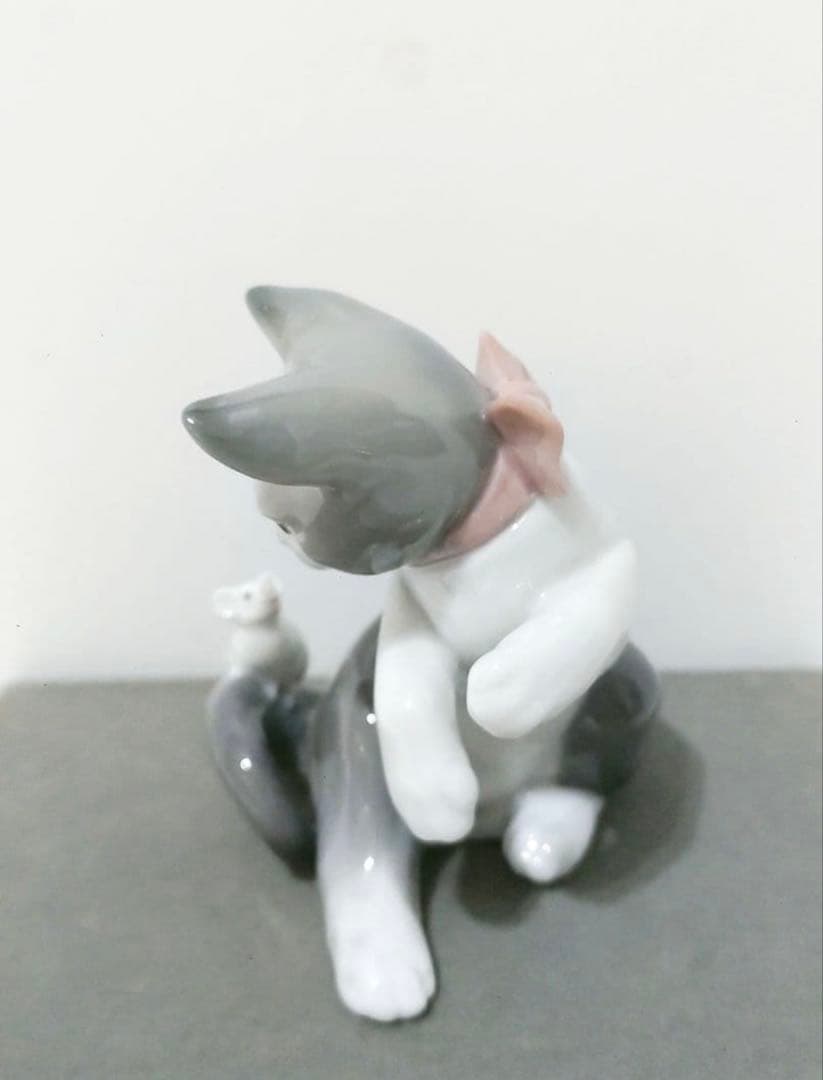 LLADRO \"驚いた仔猫ちゃん\"