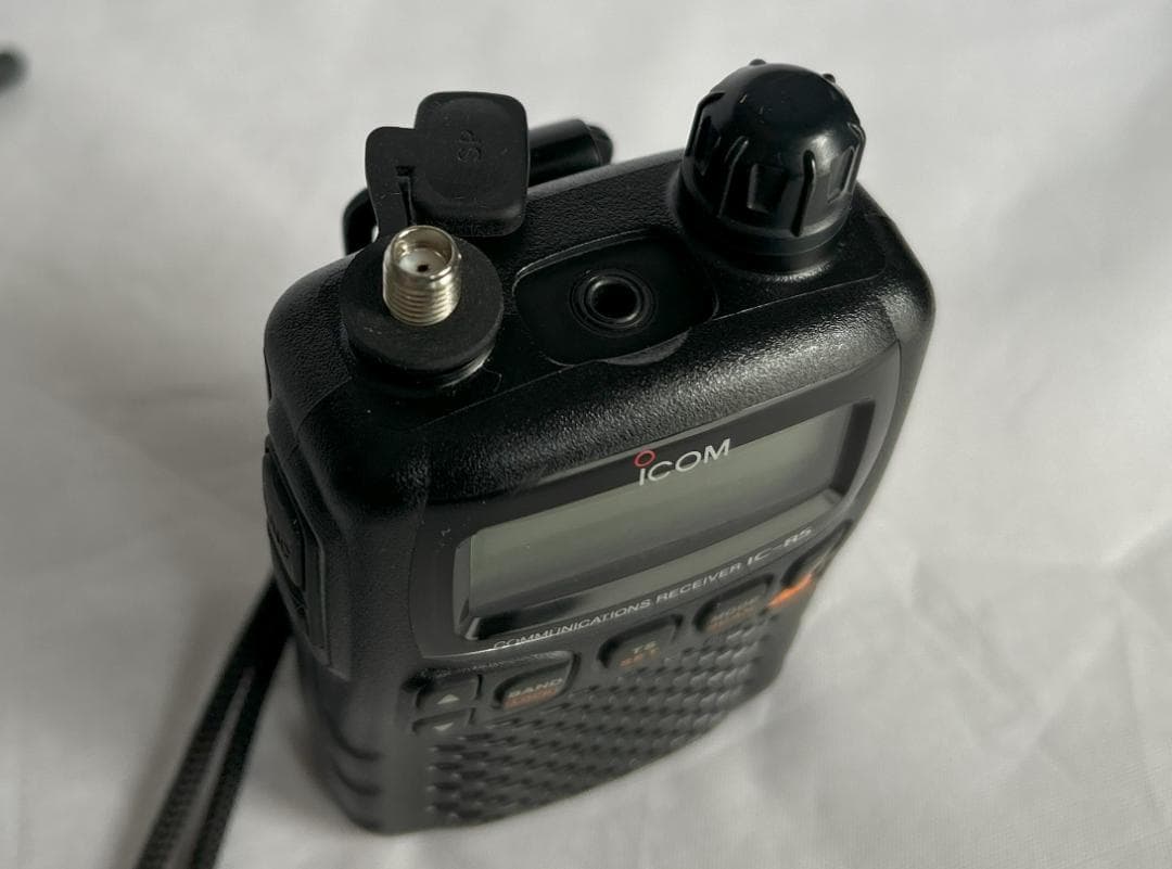 【中古・美品】ICOM 広帯域受信機 IC-R5