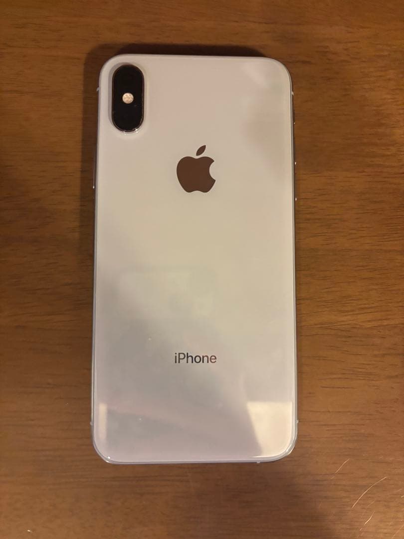 iPhoneXs シルバー 64GB