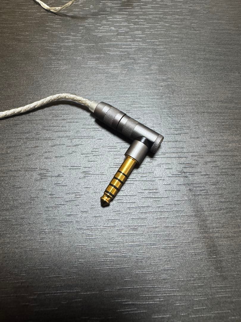 qdc Hybrid Folk-S 箱無し 2.5mm3.5mmプラグ欠品